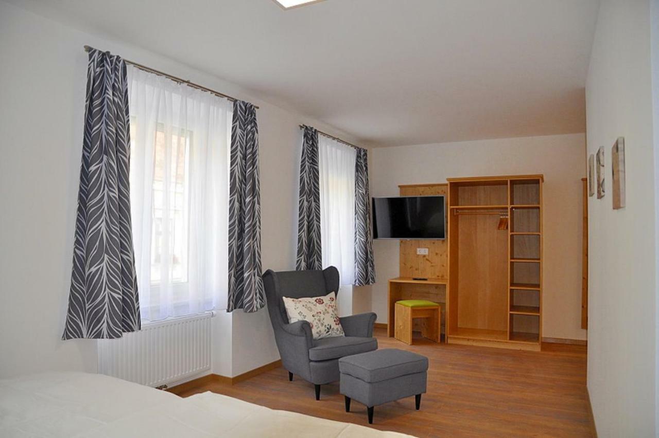 Bed and Breakfast Bed Bike & Breakfast Traismauer Экстерьер фото