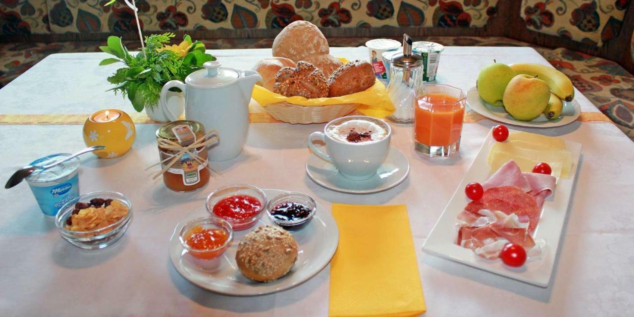 Bed and Breakfast Bed Bike & Breakfast Traismauer Экстерьер фото